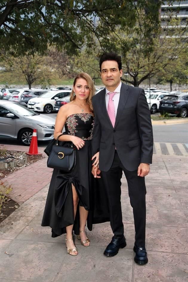 Luisa Garza de Treviño y Alejandro Treviño