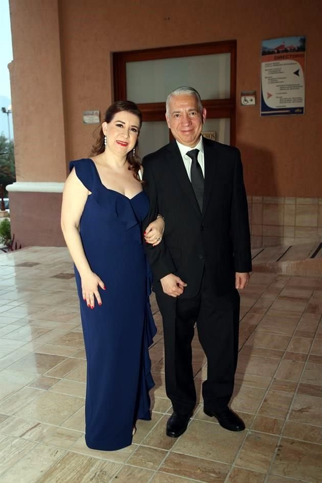 Lucy Martínez y Luis Aquino