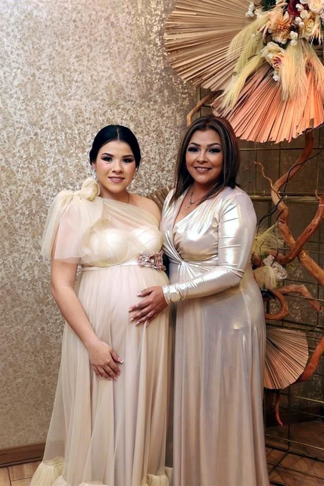 Mariana González de León y Myrna de León Badillo