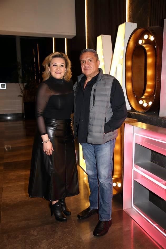 Tanya Delgadillo y Luis Gamboa