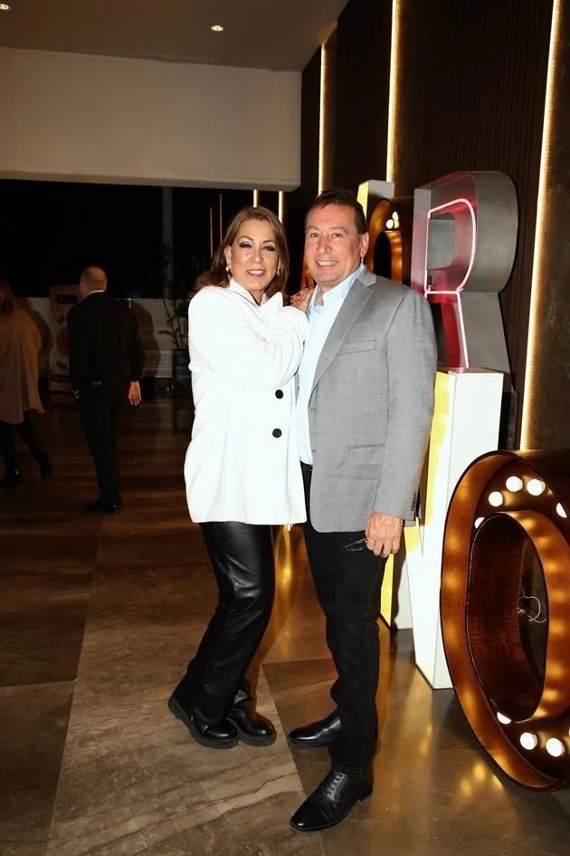 Gloria Reyna y Hernán Saavedra