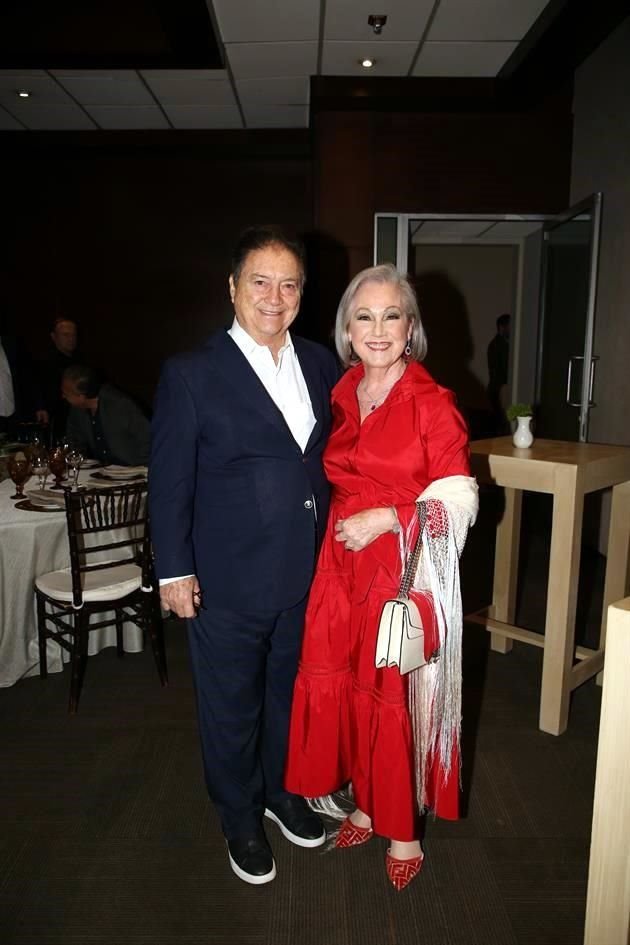 Eduardo García Alanís y Catalina Sada de García
