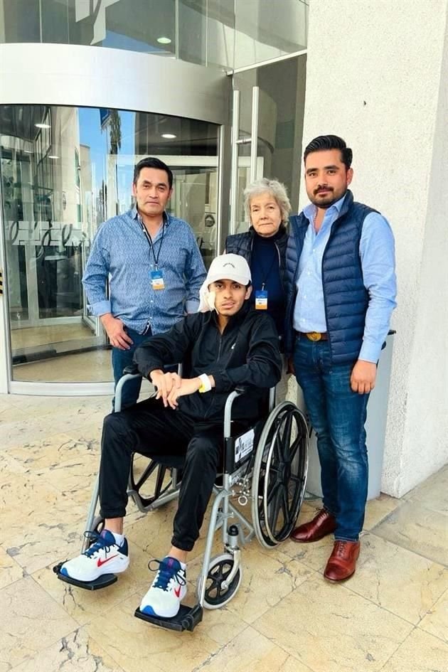Alberto Ortega salió del hospital, pero aún necesita una operación más.