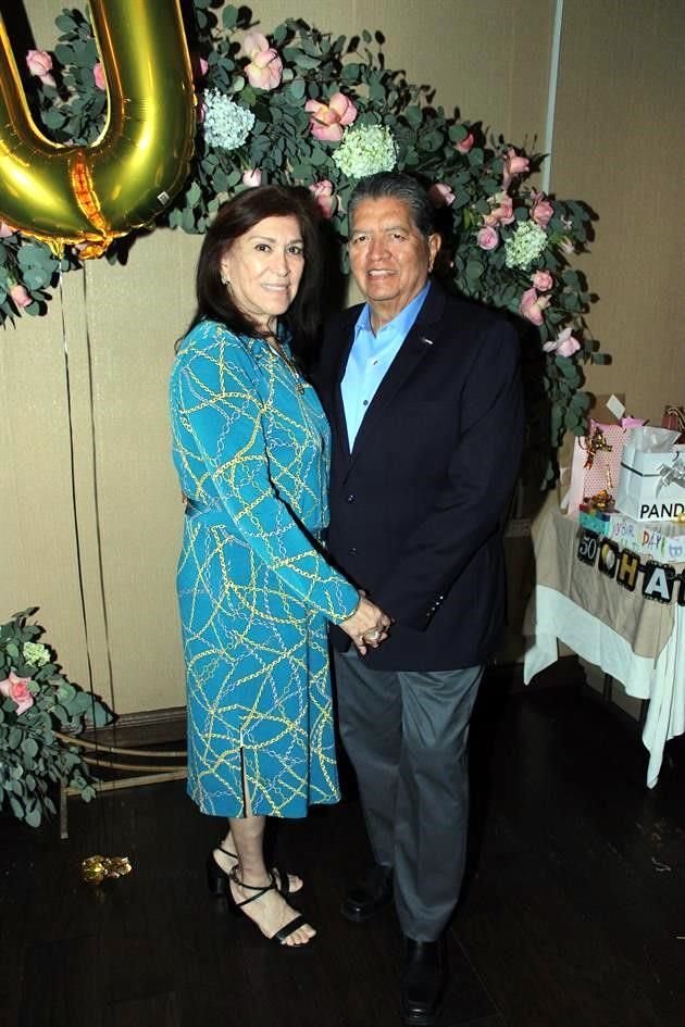 Magdalena Ávila de Carrillo y Baldomero Carrillo