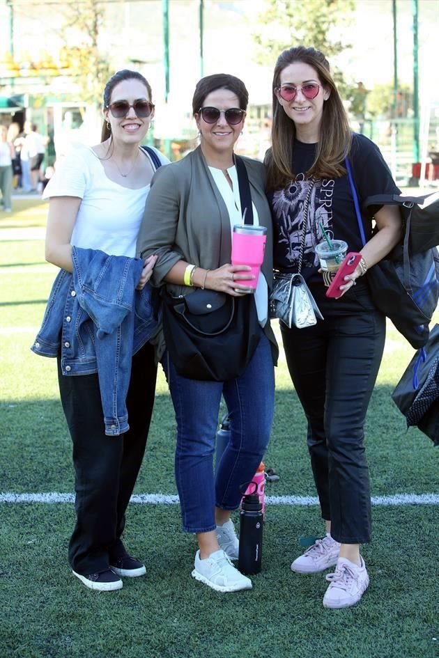 Catia Martinez de Vargas, Coly Torres y Lizet Treviño