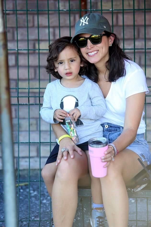 Gabriel Gonzalez y Gina Maiz