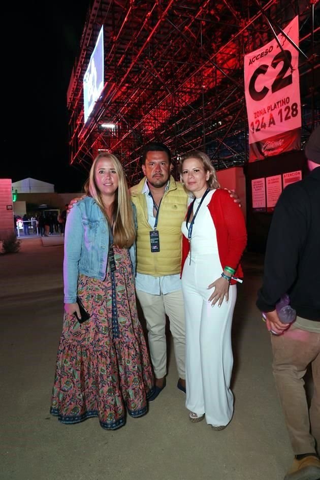 Paty Requejo, Lalo Cortines y Marisol González