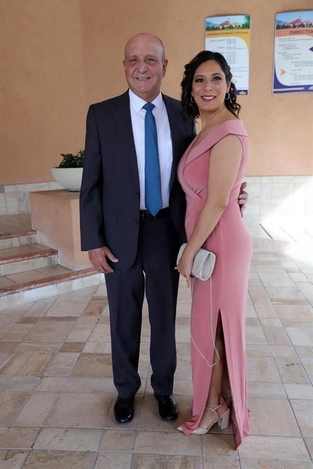 Eduardo Martínez Serna y Alicia Flores