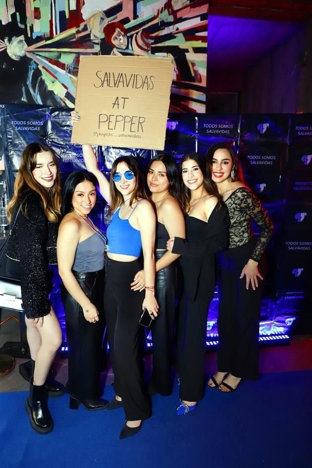 Andrea González, Ema Coronado, Fernanda Jiménez, Gema Ilse Pérez, Laura Garza y Mariángela Guzmán