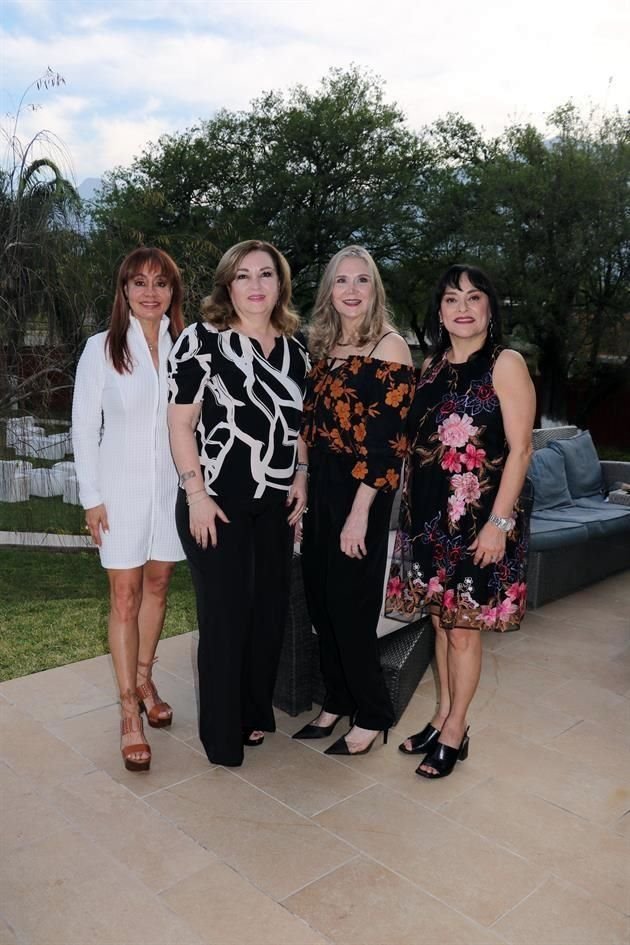 Sonia Arellano, Adriana González, Mayra García Ayala y Malú Solórzano