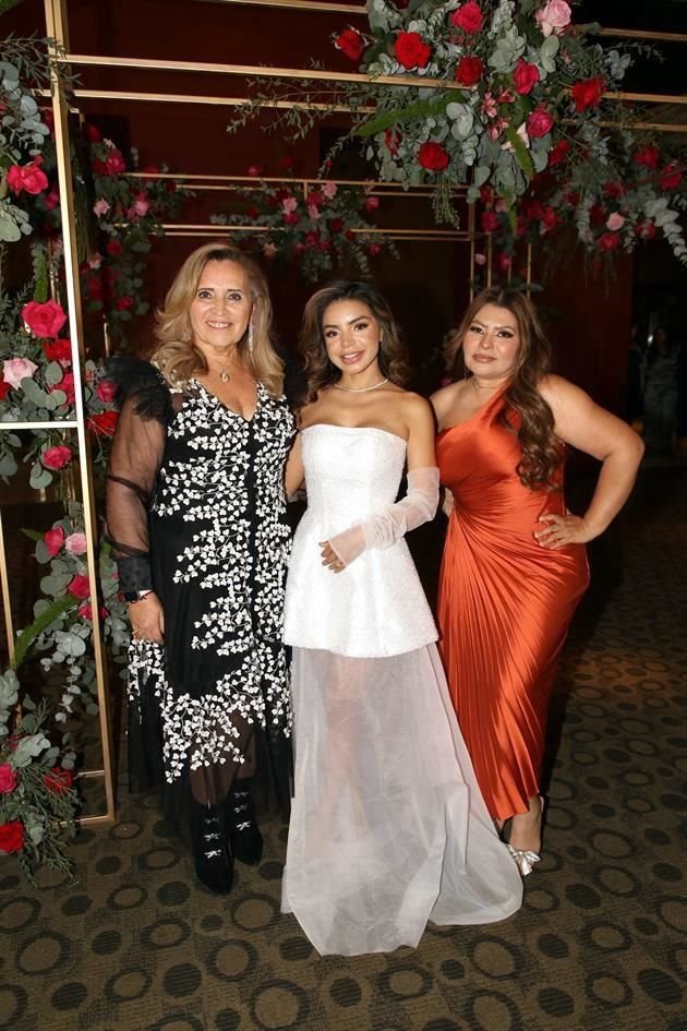 Lorena Villarreal de Lozano, Angie Orta Hernández y Angélica Hernández Luna