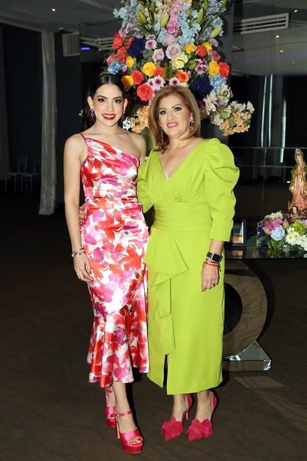 Mariana Garza Garza y Araceli Garza Sepúlveda