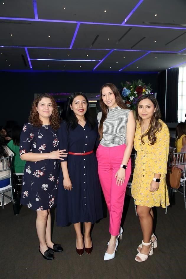 Laura Salazar, Karina Coronado, Mayra Rodríguez y Magda Vargas