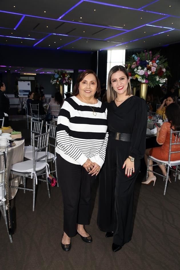 Amanda Peña Fernández y Claudia García Dueñas