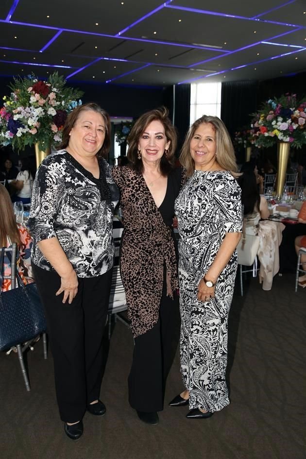 Paty Garza, María Luisa Góngora y Marilú Olvera