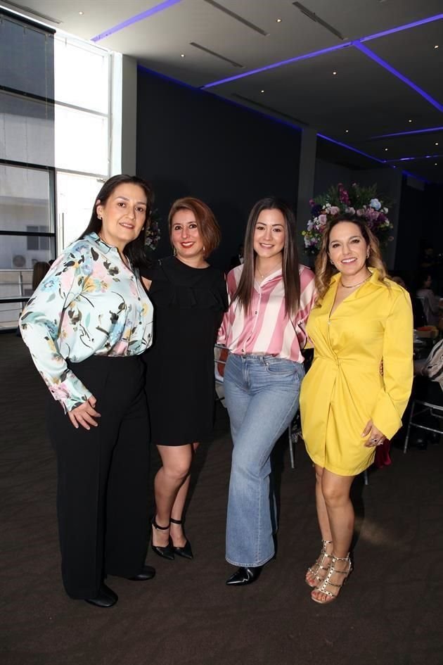 Mónica Rangel, Berenisse Treviño, Paola Loyola y Crystal Gómez