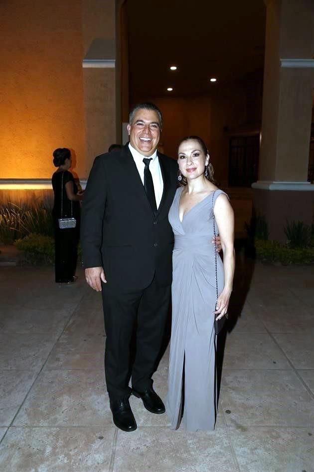 Edgar Ramírez y Sonia de Ramírez