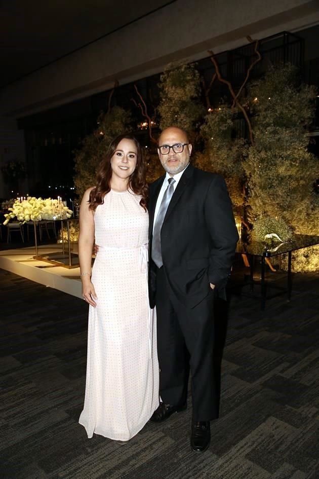 Gerardo García y Marcela de García