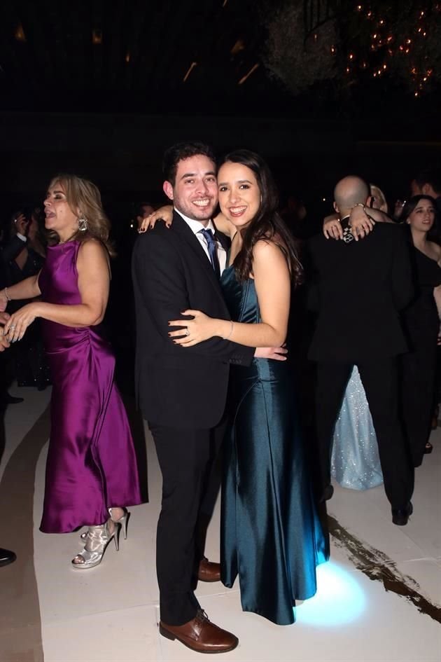 Luis Martínez y Rebeca Sandoval