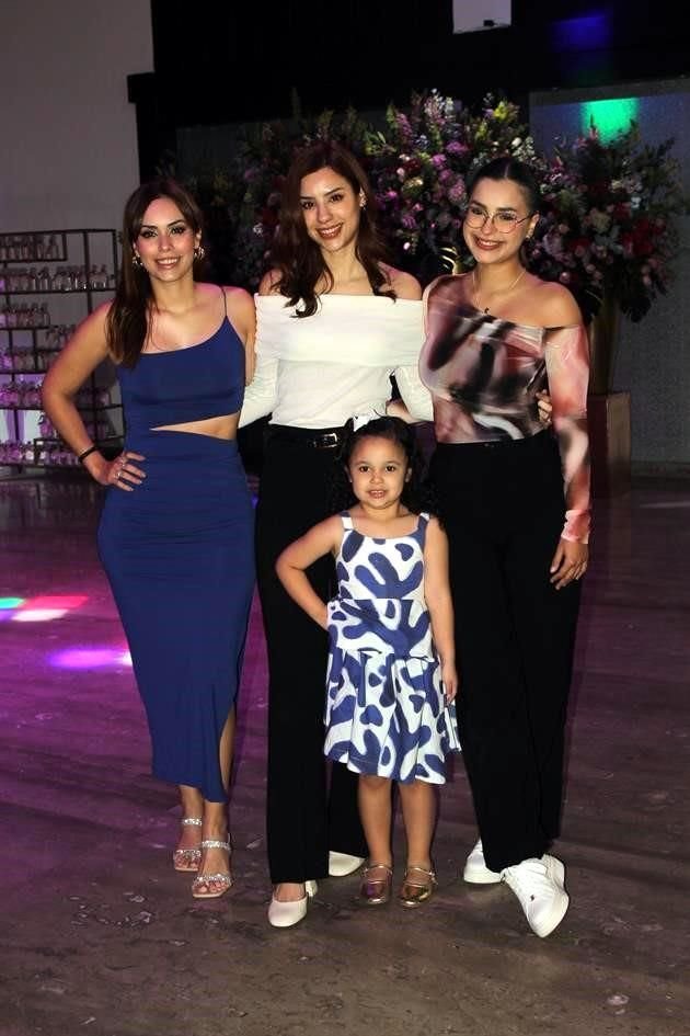 Ana Karen Chapa, Arlette Chapa, Andrea Chapa y Marcela Cantú