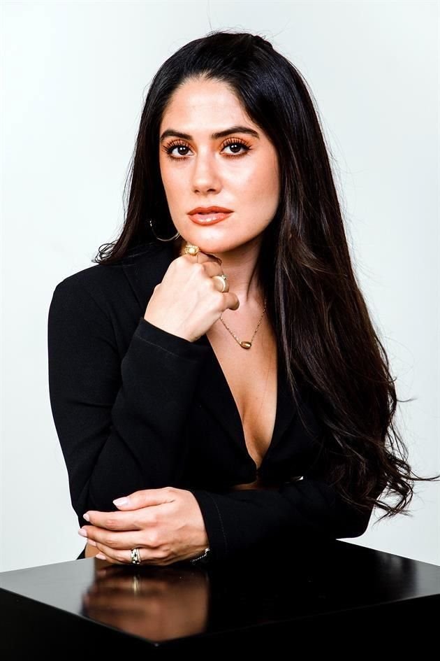 Catalina Cavazos. Diseñadora de modas. CEO de Catalina Cavazos Studio y Celest by Catalina Cavazos.