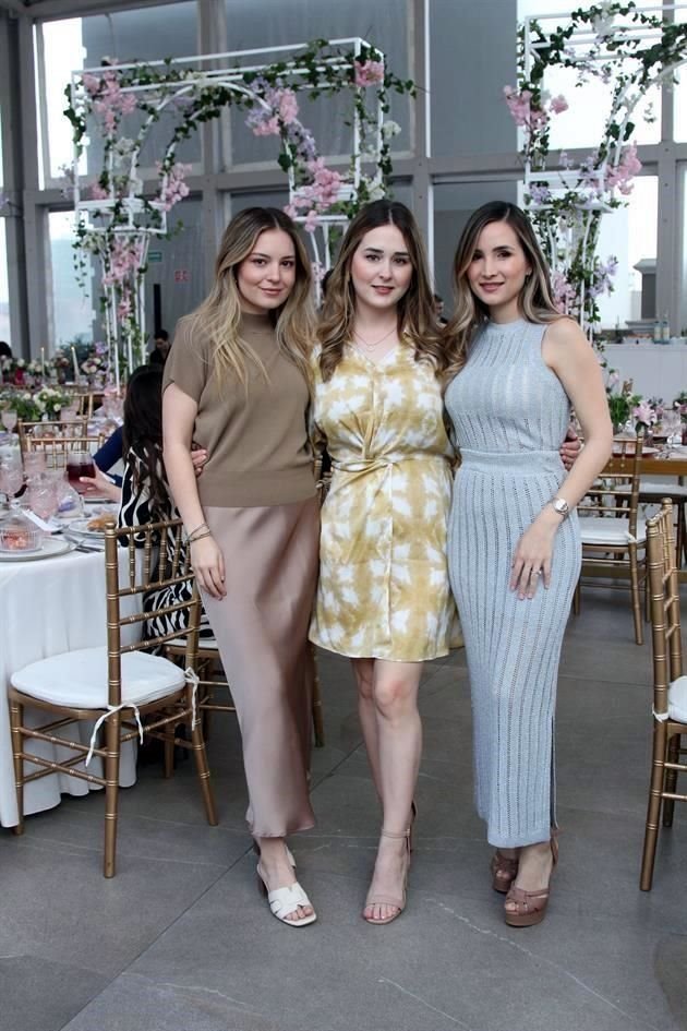 Samantha Garza, Valeria Galván y Alejandra Elizondo