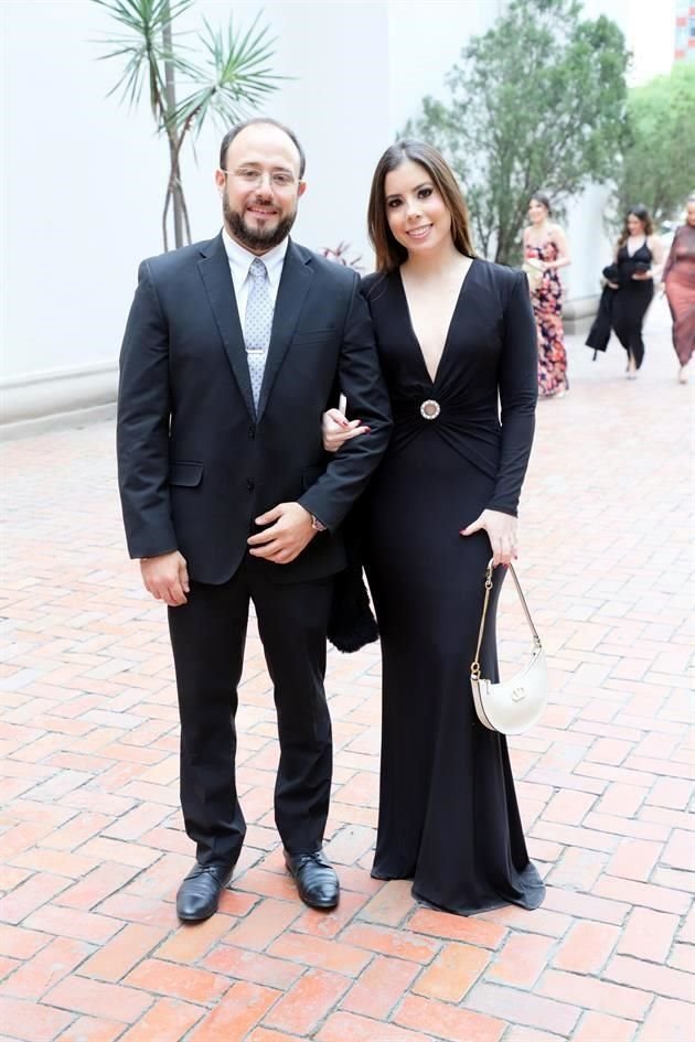 Rafael Benítez y Nora Martínez