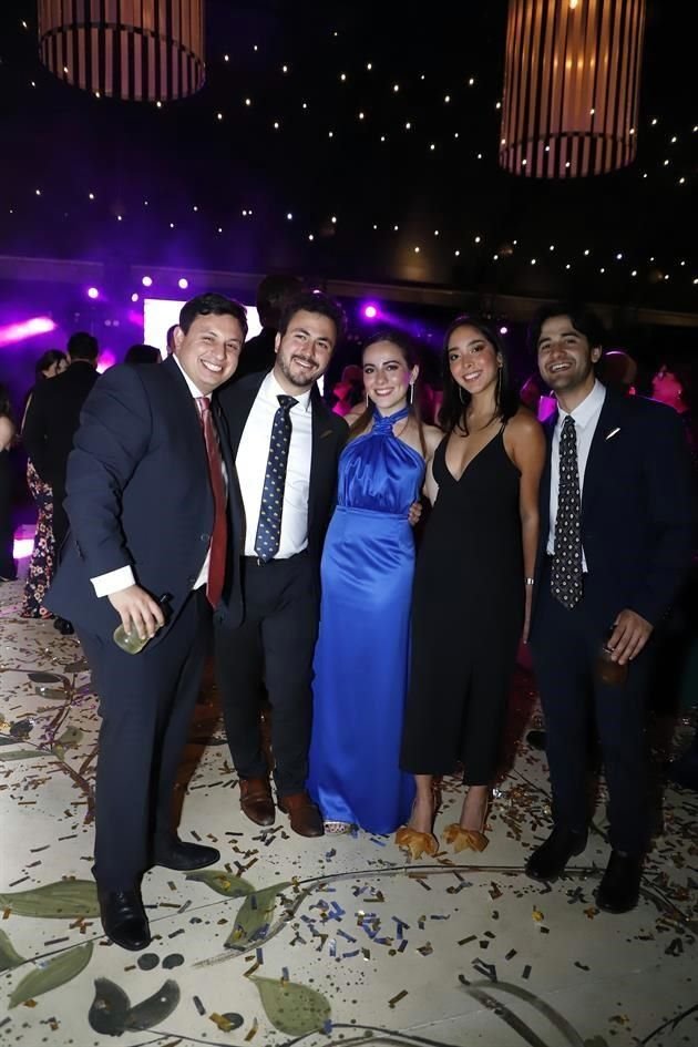 Juan Ángel Lazo, Santiago Tapia, Elsa Chávez, Mariana Astiazaral y Pablo Rogel