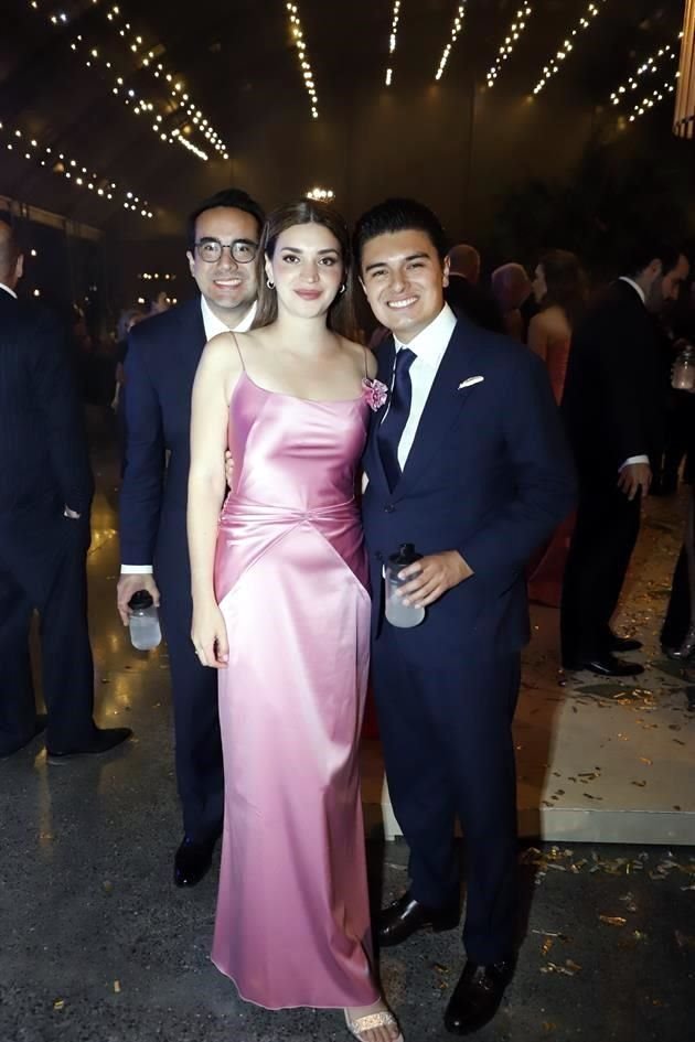 Marcos Béjar, Sofía Cantú y Héctor Jiménez