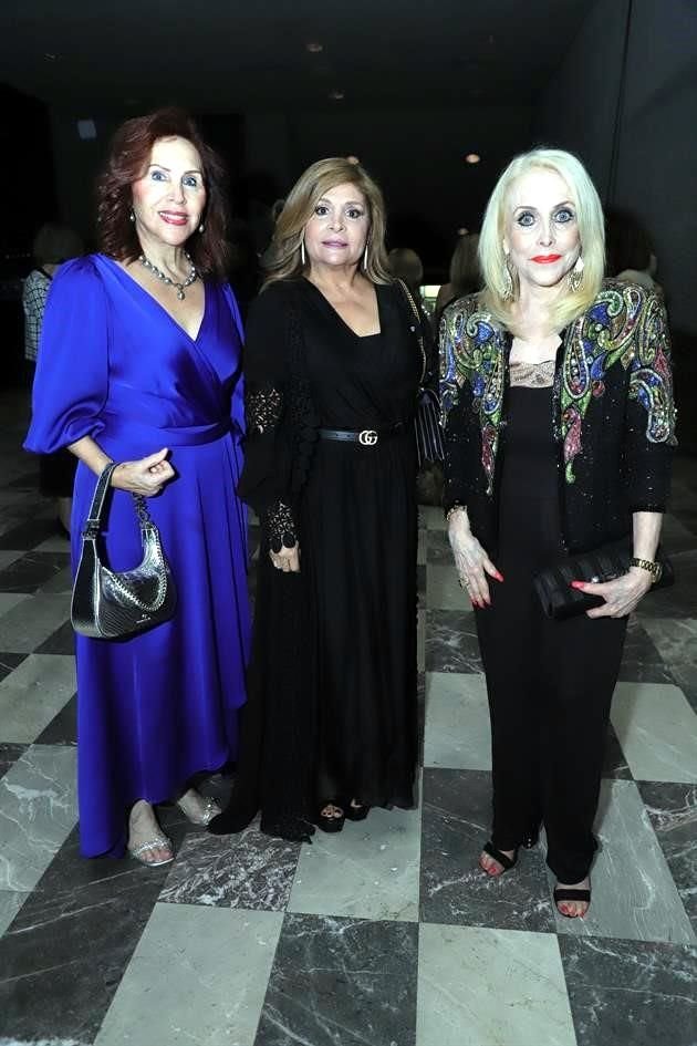 Martha Morales de García, Claudia Chávez de García y Tey González de Salas