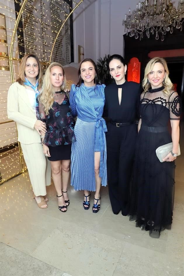 Diana Hernández, Mariana Margáin, Vivianne Clariond, Lucía Martínez de Frías y Brenda Erhard