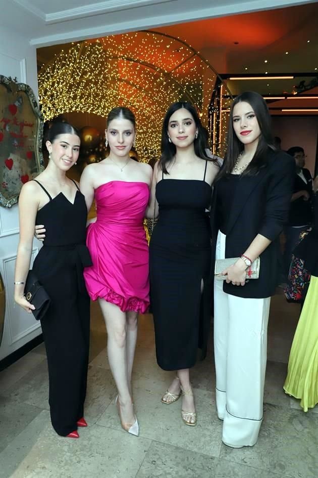 María José Garza, Raquel Rodríguez, Mariana Garza y Florencia Calderón