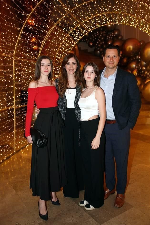 Cecilia Welsh, Fernanda Welsh, Mariela Welsh y Hernán Welsh