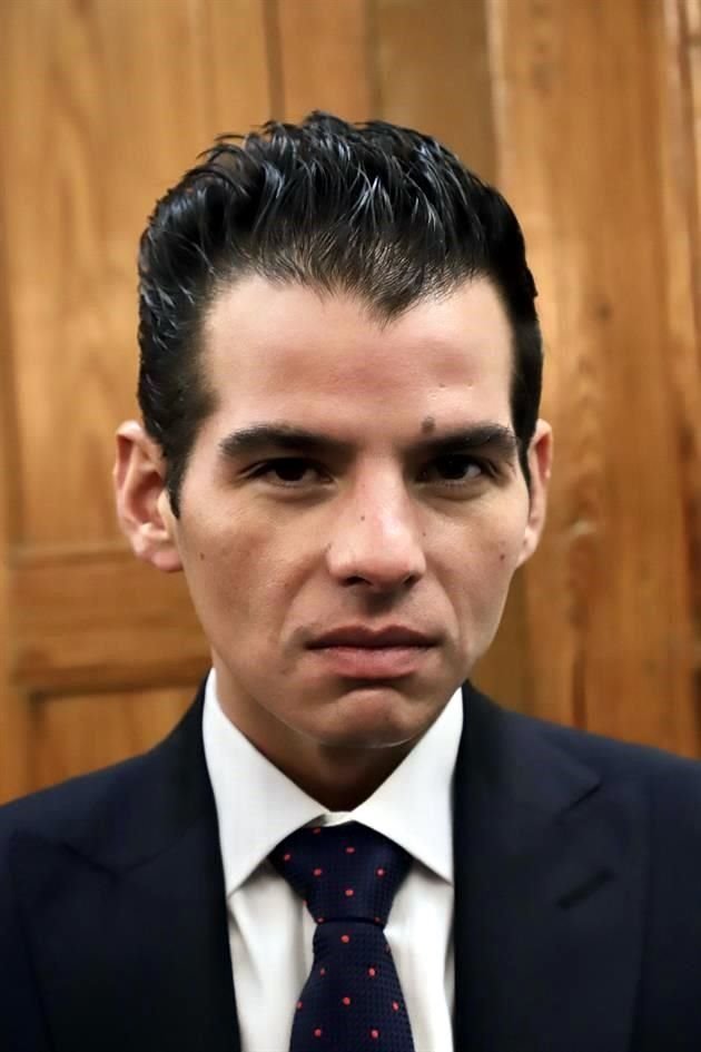 Miguel Ángel 'Mike' Flores.