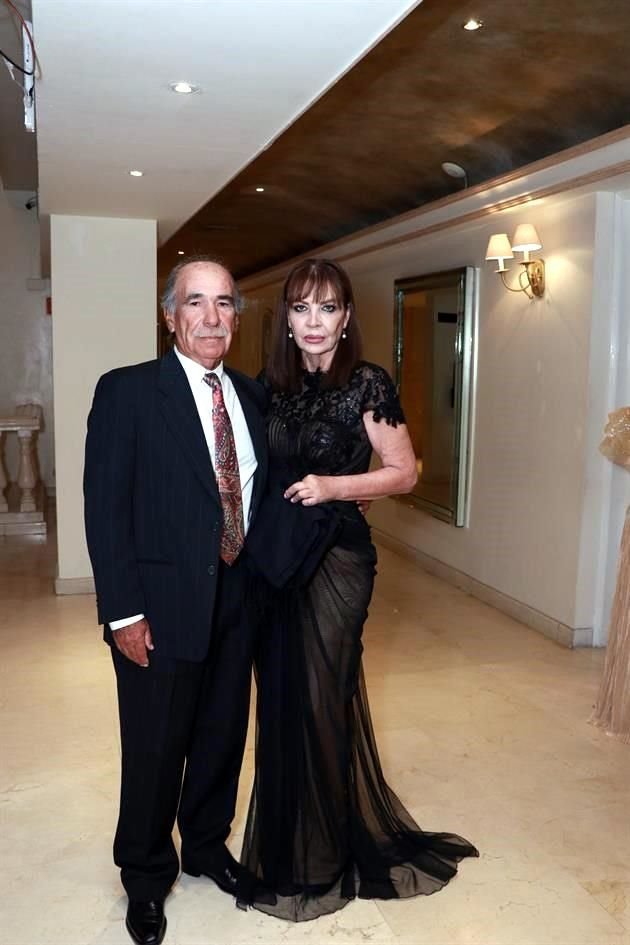 Carlos Guerra e Iraís Castillo