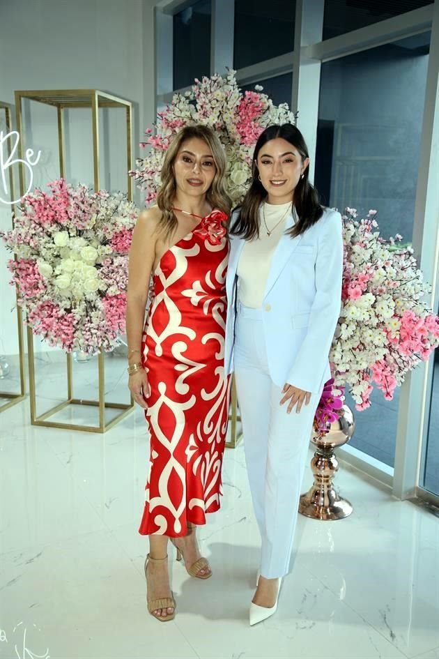 Tania González y Jaqueline Garza