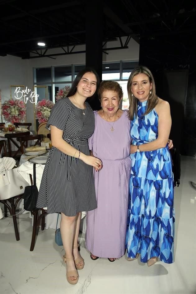 Andrea Forzán, Marilú Bezares y Verónica Altamirano
