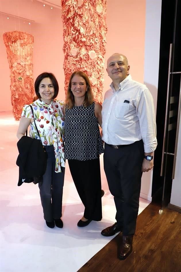 Jéssica Tornel, Chantal Nickin y Guillermo Garrido