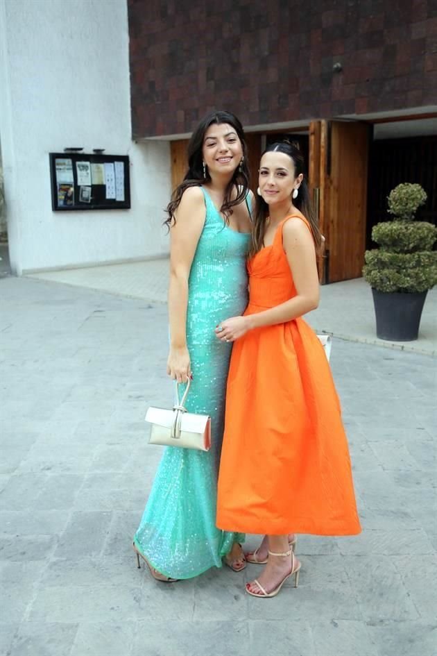 Yeyi Elizondo y Sabrina Ortiz