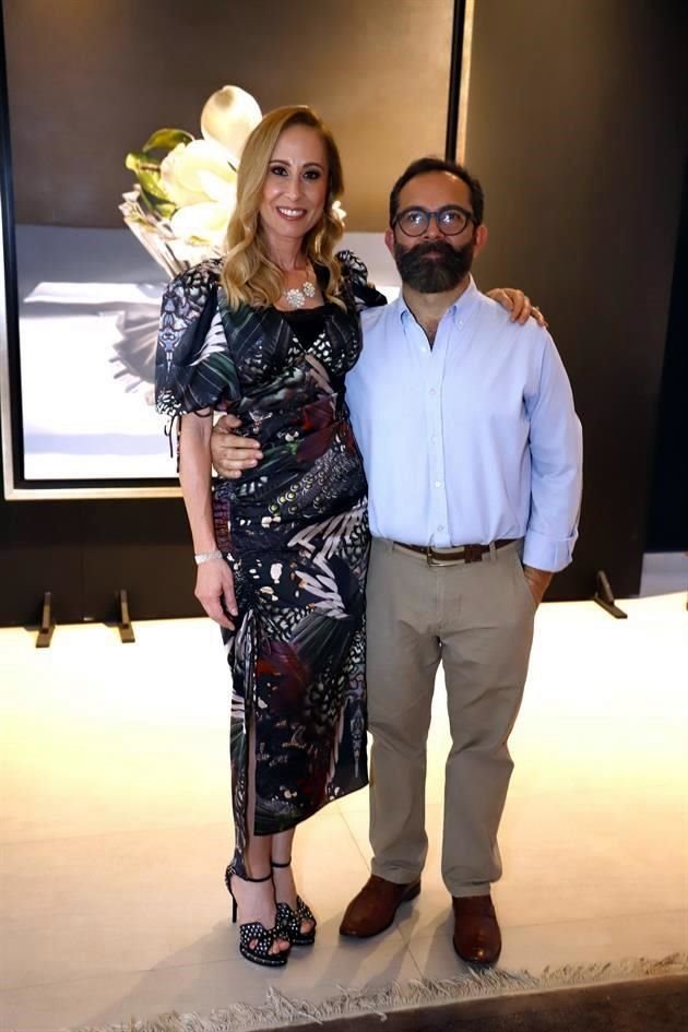 Jeannine Zambrano de Garay y Mauricio Gattás