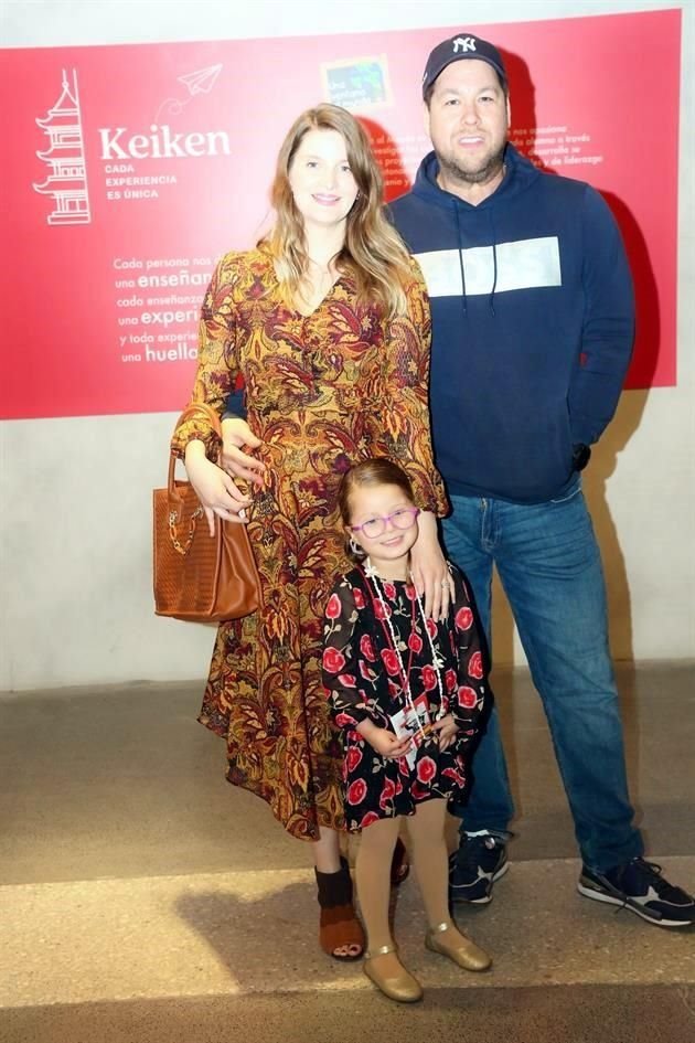 Caty Salazar de Maldonado, Diego Maldonado y Ana Caty Maldonado Salazar