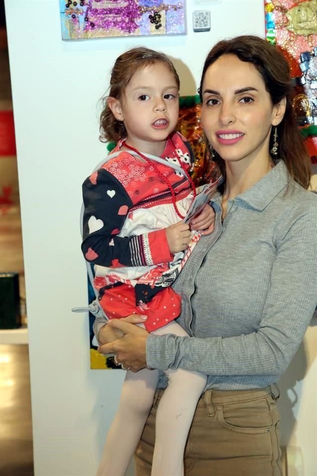 Valeria Gutiérrez y Esthela Romo