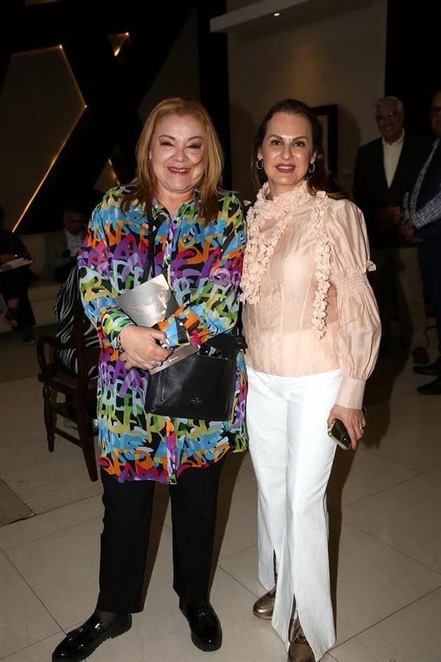 Antonieta Treviño y Yadira Leal