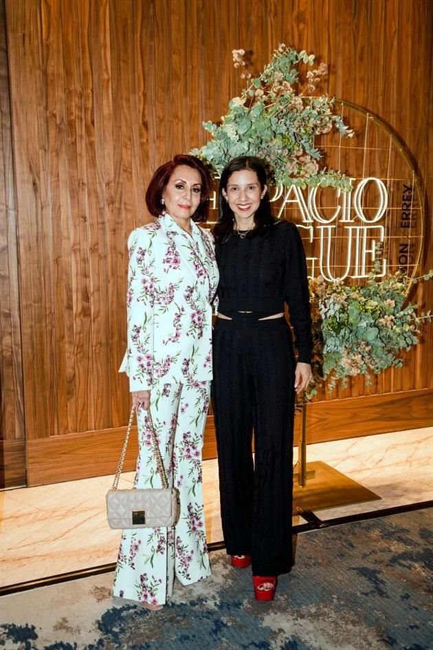 Amalia Lozano de Maiz y Karla Martínez de Salas