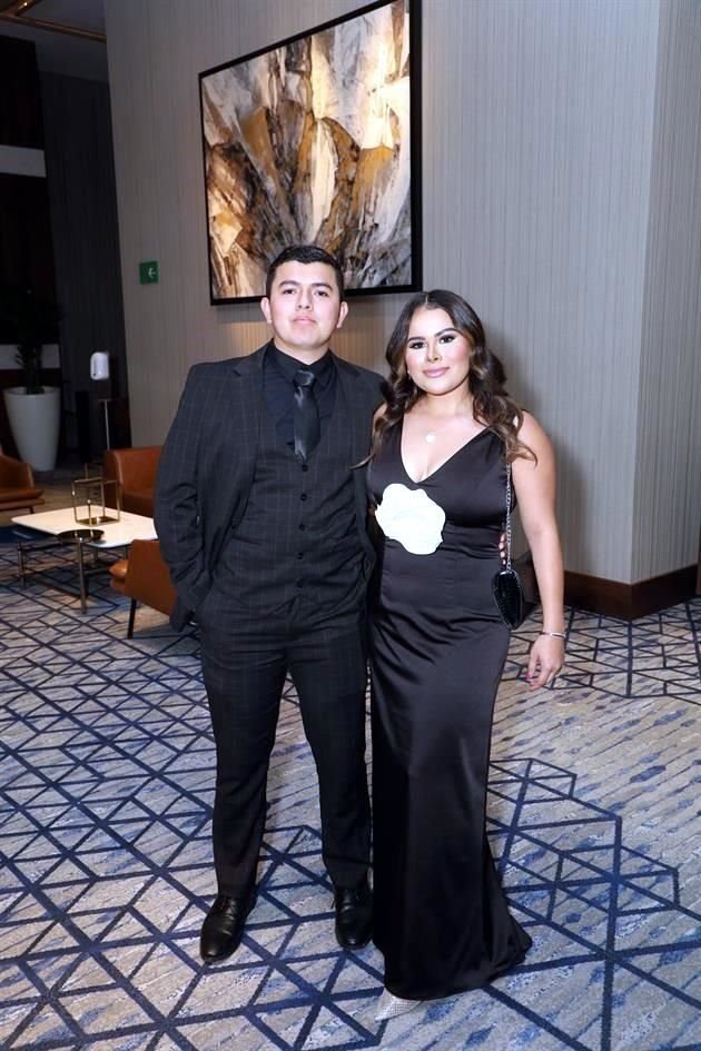 Carlos Ojeda y Lesslie Carolina Weinmann