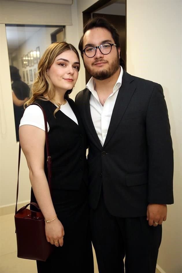 Mariana Santos y Jorge de la Garza