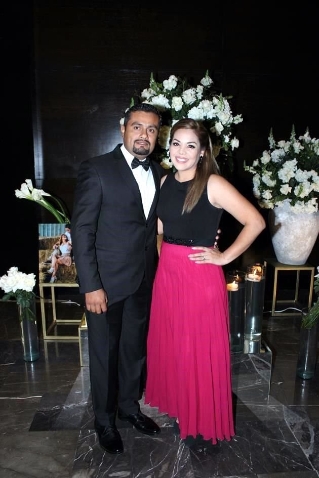 Dan Gutiérrez y Stephanie Olán