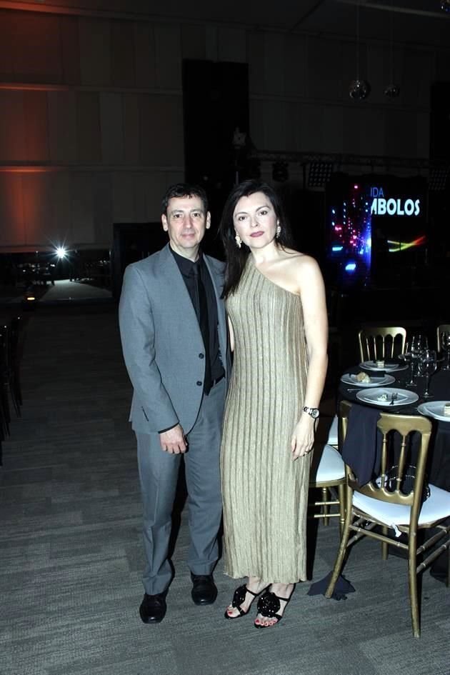 Edelmiro Garza y Claudia Gutiérrez