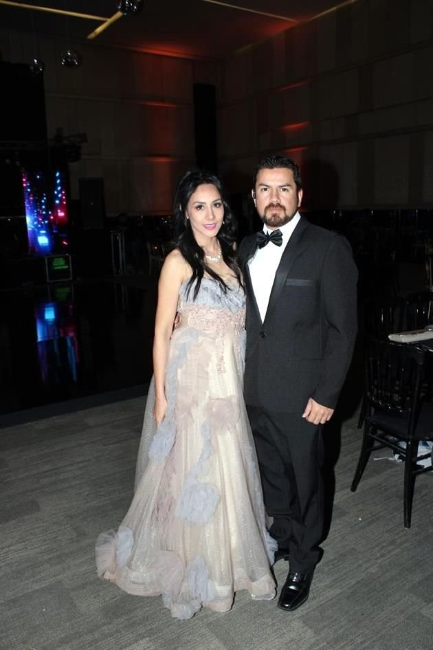 Paloma Barrera y Erick Guillén