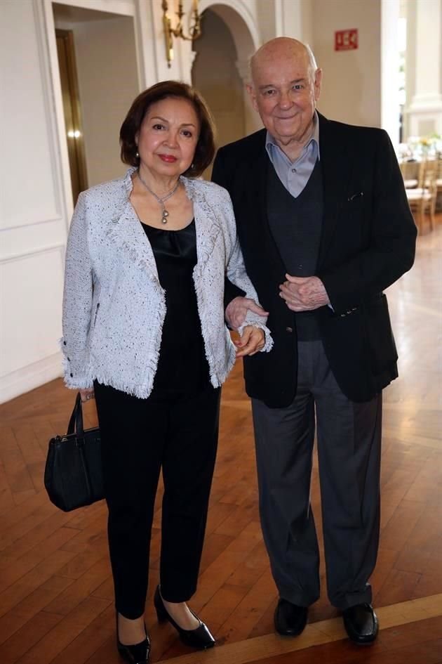 Laura Gámez de Dávila y Eduardo Dávila